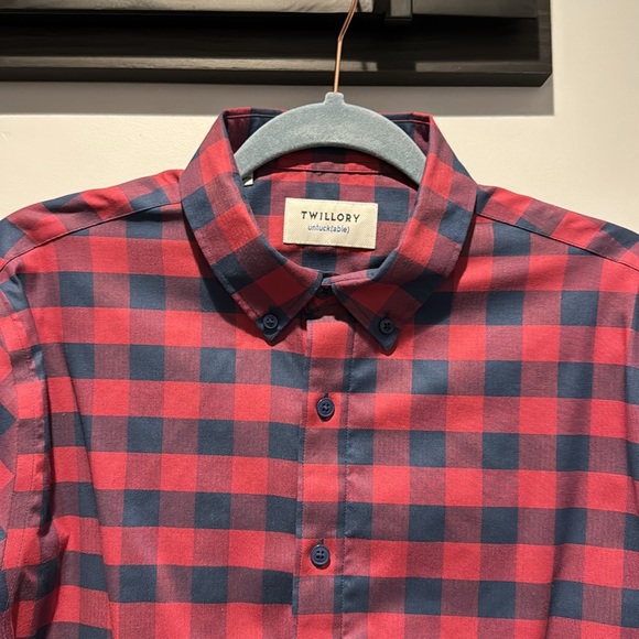Twillory new m/l button down. - Picture 2 of 2